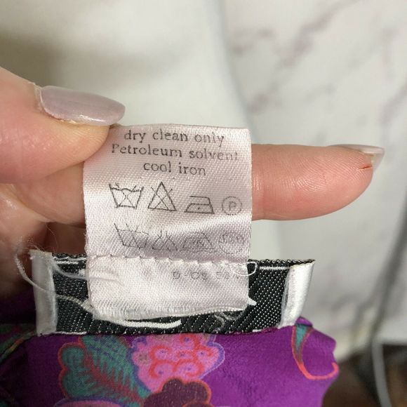 Vtg GENNY by Versace Italy Silk Purple Floral Top - Picture 4 of 5